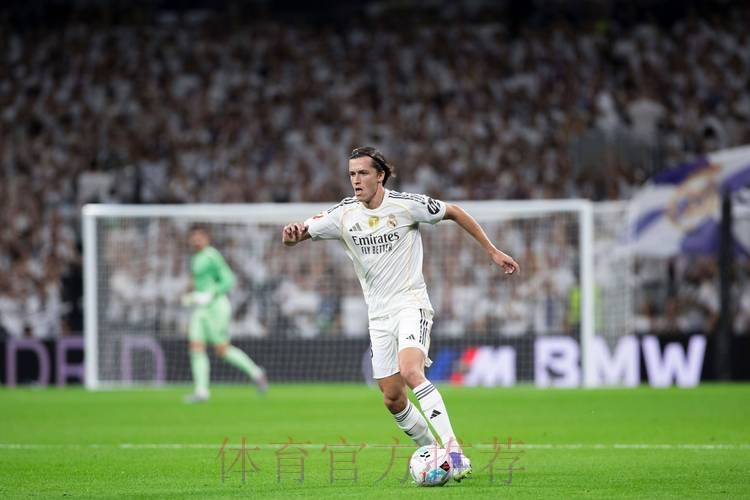 阿斯:本菲卡签下皇马左后卫奥布拉多 解锁A费转会 阿斯:本菲卡签下皇马左后卫奥布拉多 解锁A费转会